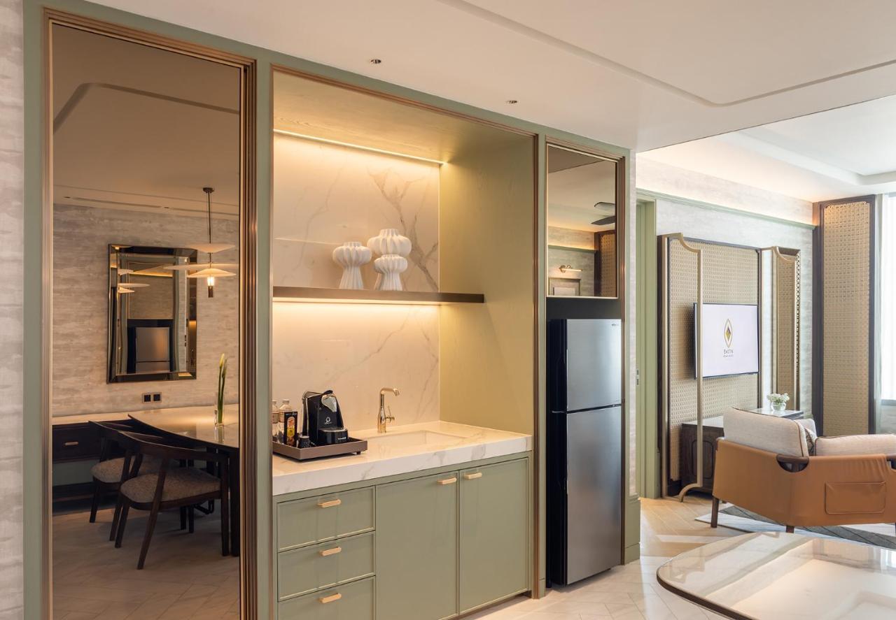 Eastin Grand Hotel Phayathai Bangkok Exteriér fotografie A suite at the hotel